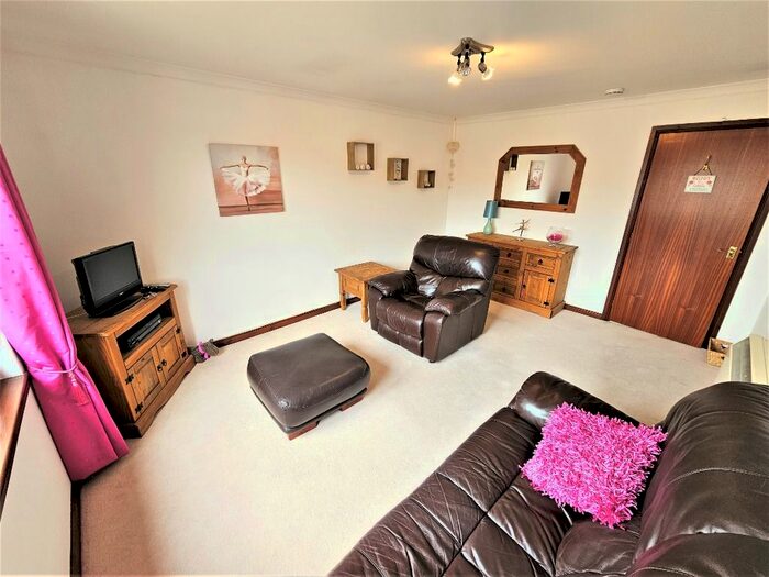 2 Bedroom Flat To Rent In Links View, Aberdeen, AB24