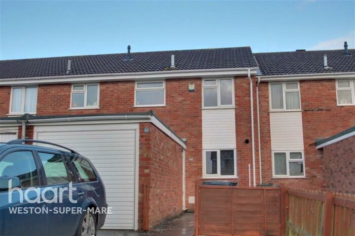 3 Bedroom Terraced House To Rent In Pelican Close, BS22