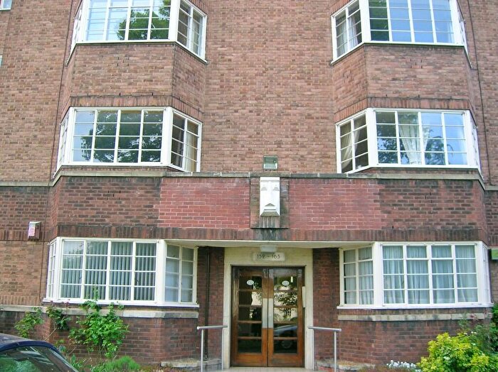 3 Bedroom Apartment To Rent In Viceroy Close, Edgbaston, B5