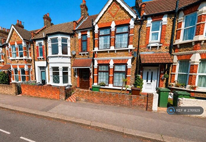 5 Bedroom Terraced House To Rent In Scarborough Road, London, E11