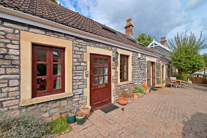 2 Bedroom Apartment To Rent In Bannerleigh Cottages, Bannerleigh Road, Bristol, Somerset, BS8