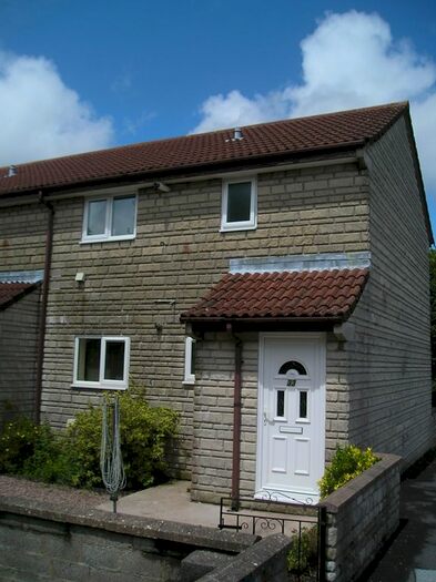1 Bedroom Flat To Rent In Mendip Close, Paulton, BS39