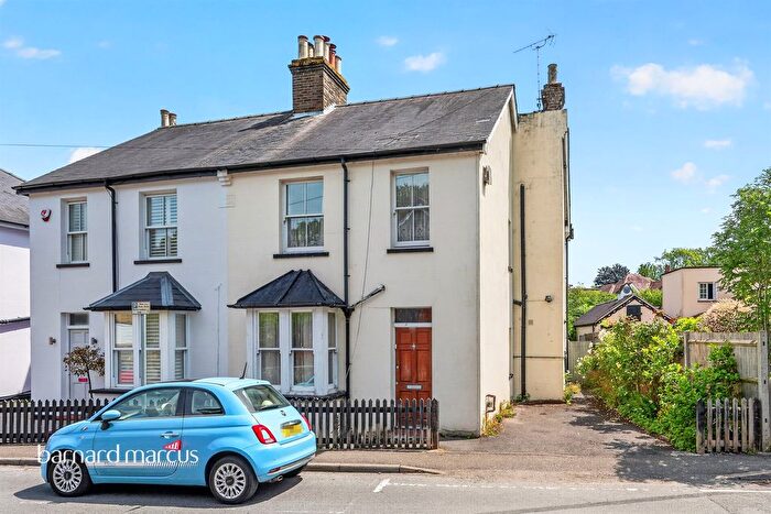 3 Bedroom Terraced House For Sale In Woodcote Side, Epsom, KT18