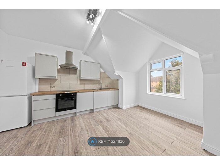 2 Bedroom Flat To Rent In Aldermans Drive, Peterborough, PE3