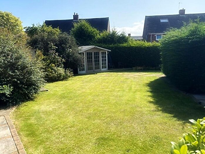 3 Bedroom Town House For Sale In Purley Close, Wallsend, NE28