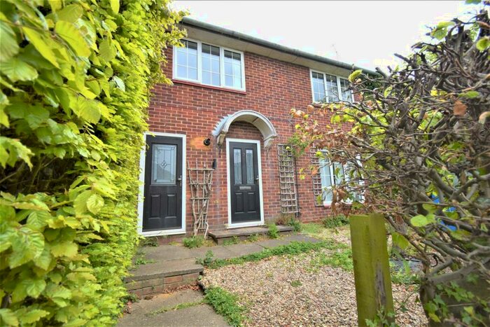 4 Bedroom House To Rent In Reeds Hill, Bracknell, RG12