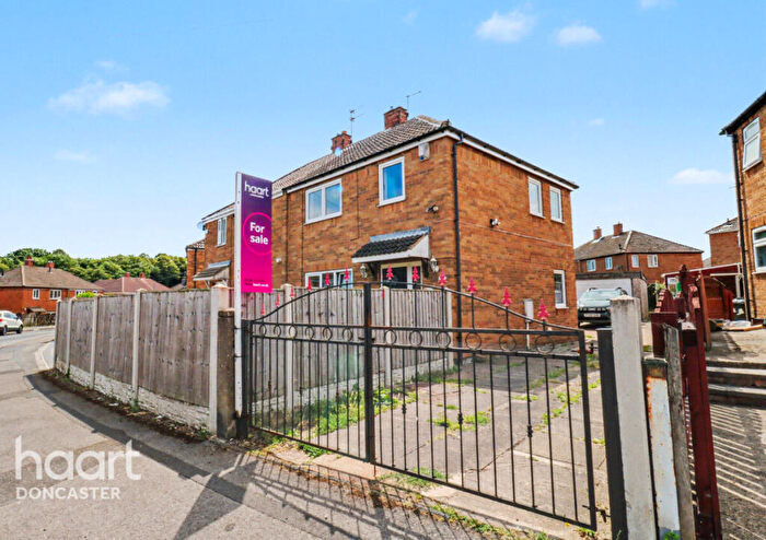 3 Bedroom Semi-Detached House For Sale In Martin Wells Road, Edlington, Doncaster, DN12