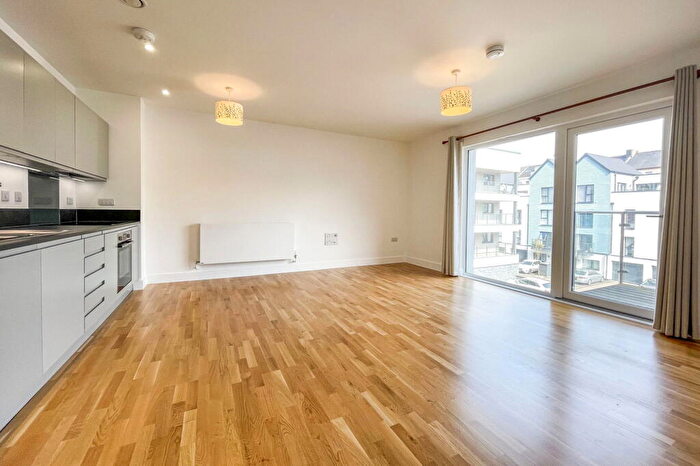 1 Bedroom Apartment For Sale In Trinity Street, Millbay, Plymouth, Devon, PL1