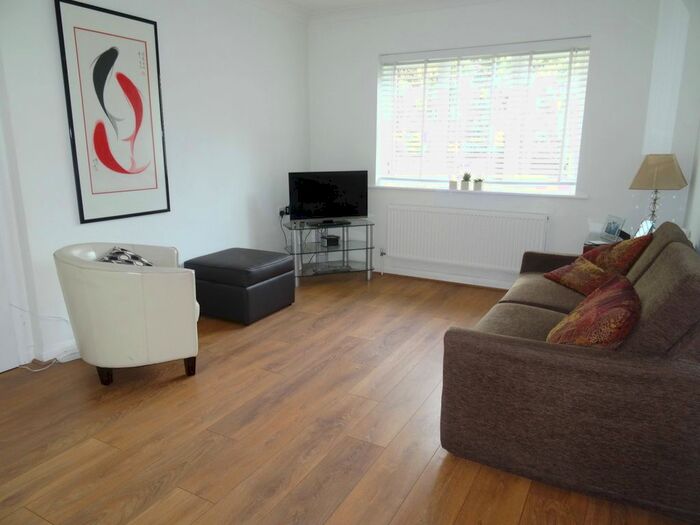 1 Bedroom Flat To Rent In 273 Addiscombe Road, East Croydon CR0