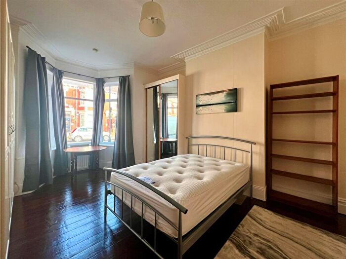 2 Bedroom Apartment To Rent In Cartington Terrace, Heaton, NE6