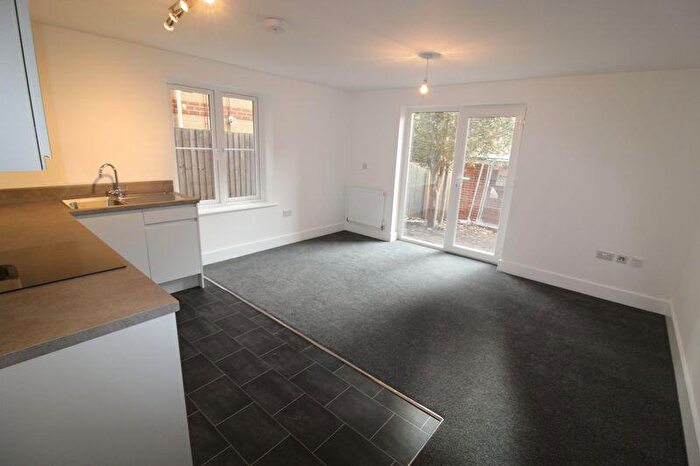 2 Bedroom Flat To Rent In Florence Road, Bournemouth - £. Pcm - Available Th May, BH5