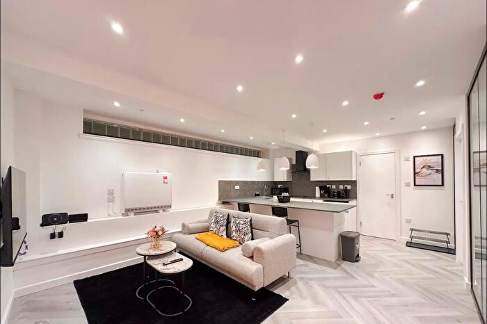 2 Bedroom Flat To Rent In John Street, Luton, LU1