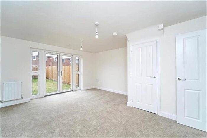 3 Bedroom Semi Detached House To Rent In Bedroom Semi Detached House In Four Acre Drive, Houghton Conquest, MK45