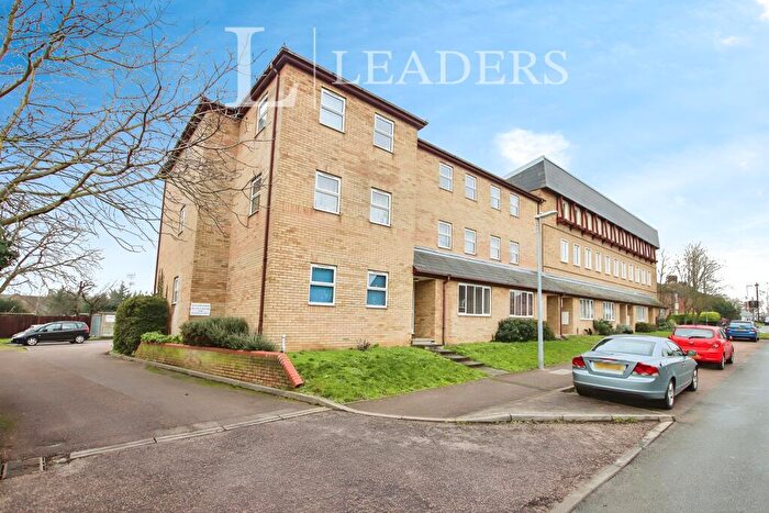 1 Bedroom Apartment To Rent In Holyoake Court, Whitehill Road, CB5