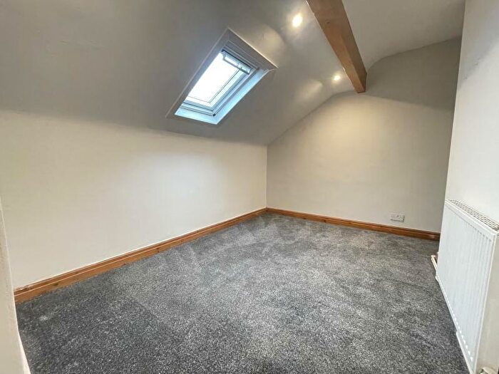 4 Bedroom Terraced House To Rent In Aston View, Leeds, LS13