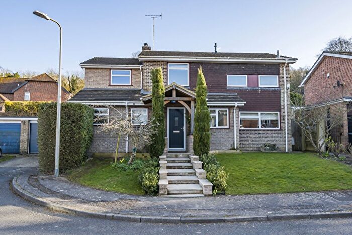 4 Bedroom Detached House To Rent In The Bull Meadow, Streatley, Reading, Berkshire, RG8