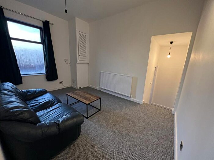 1 Bedroom Apartment To Rent In Denison Road, Victoria Park, M14