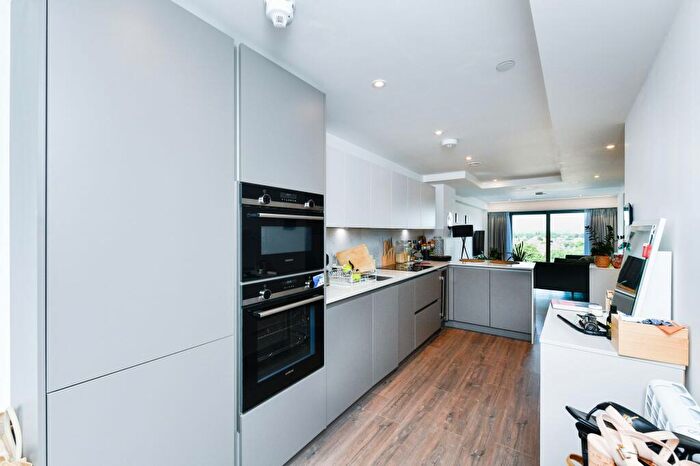 2 Bedroom Flat To Rent In Pavilion Road, West Bridgford, NG2