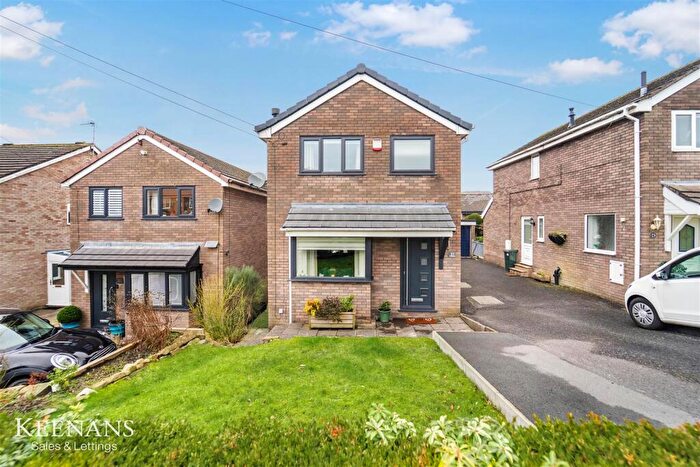 3 Bedroom Detached House For Sale In Balmoral Road, Haslingden, Rossendale, BB4