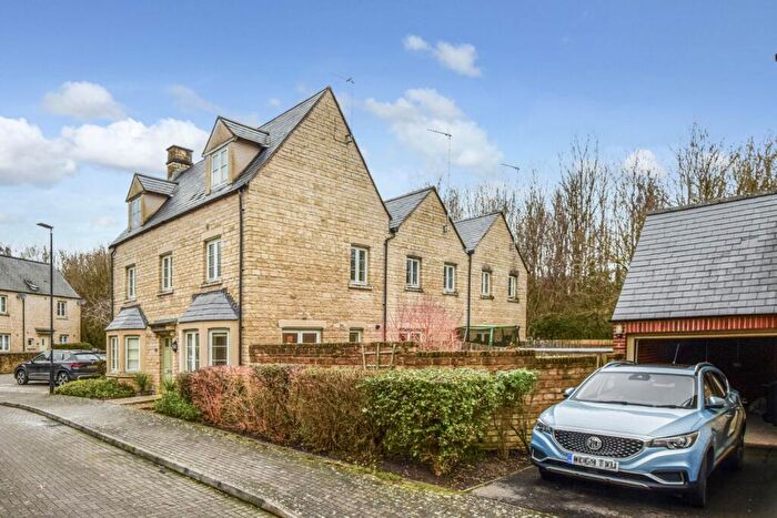 4 Bedroom End Of Terrace House For Sale In Ormand Close, Cirencester, Gloucestershire, GL7