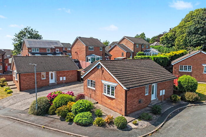 2 Bedroom Detached Bungalow For Sale In Thorncroft Gardens, Workington, CA14