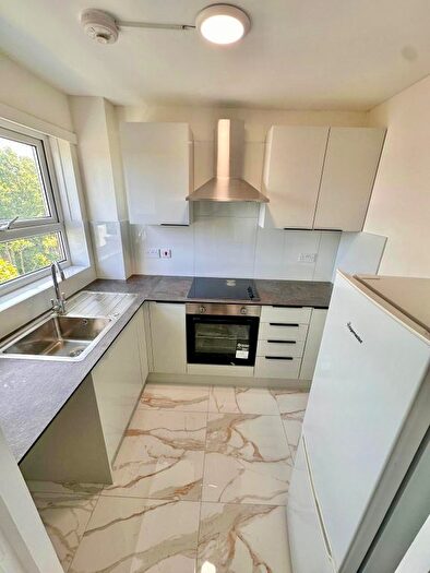 1 Bedroom Studio To Rent In Rookwood Road, N16