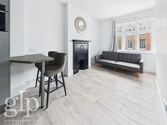 1 Bedroom Flat To Rent In Kings Road, Chelsea, SW3