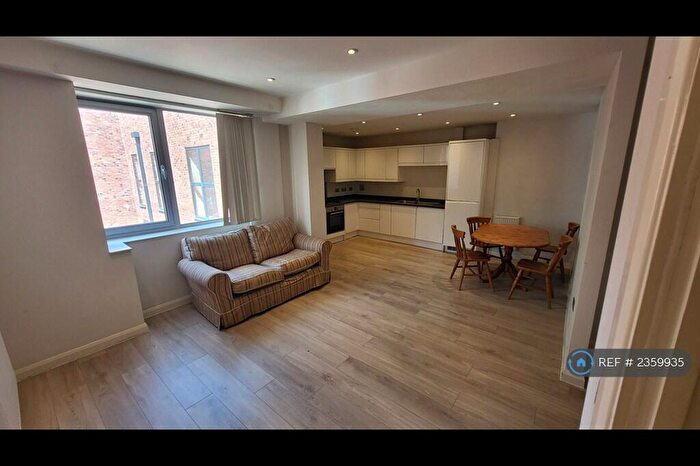 1 Bedroom Flat To Rent In Kings Court, Camberley, GU15