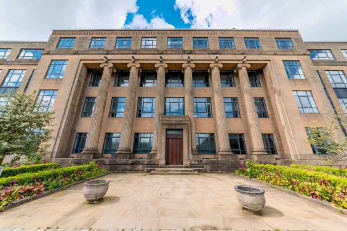 1 Bedroom Apartment To Rent In Penthouse Apartment, Card House, Bingley Road, Bradford, BD9