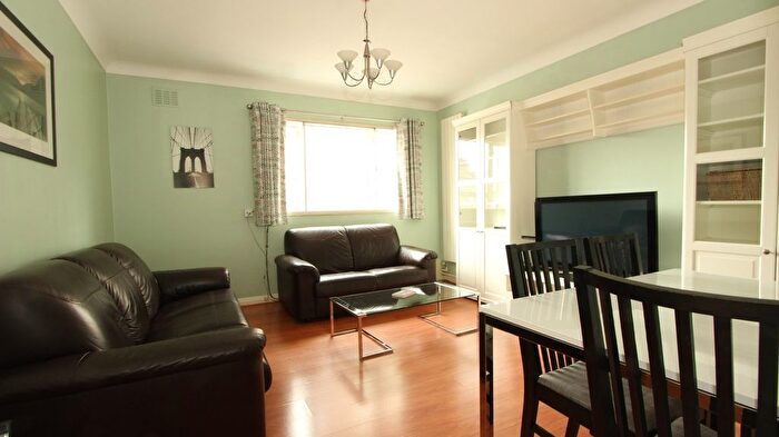 2 Bedroom Flat To Rent In Radley House, Gloucester Place, London, NW1