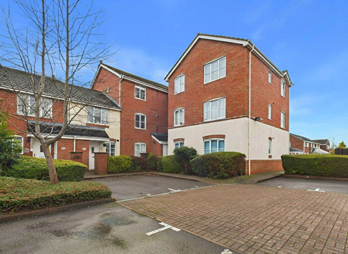 2 Bedroom Flat For Sale In Cygnet Drive, Tamworth, B79
