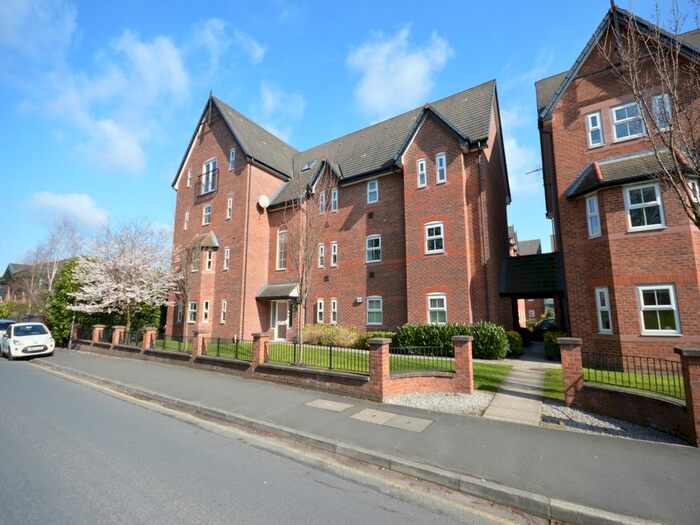 2 Bedroom Flat To Rent In New Copper Moss, Altrincham, WA15