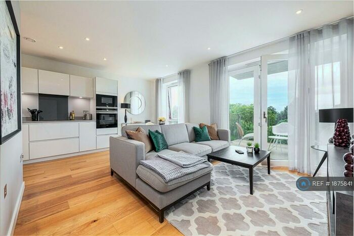 1 Bedroom Flat To Rent In Monarch Square, London, SW11