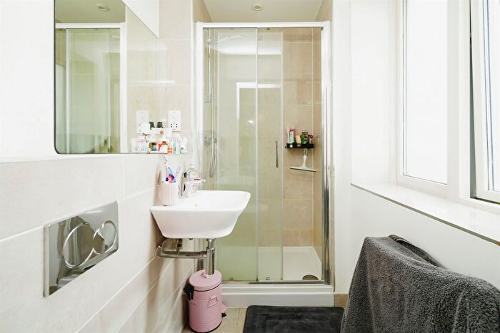 2 Bedroom End Of Terrace House For Sale In Blueberry Drive, Bicester, OX27