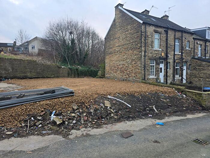 Land For Sale In Waverley Place, Bradford, BD7