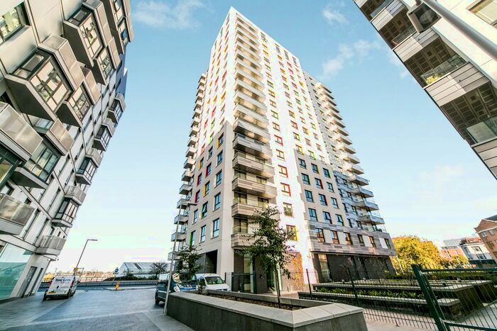 1 Bedroom Flat To Rent In Alfred Street, Reading, RG1