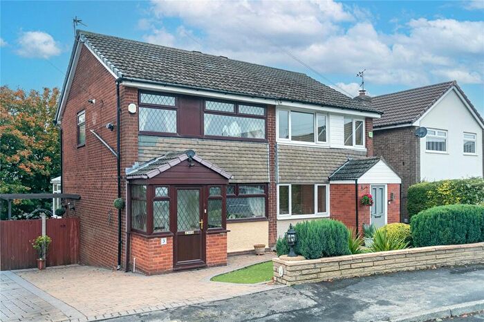 3 Bedroom Semi-Detached House For Sale In Pearson Close, Milnrow, Rochdale, Greater Manchester, OL16