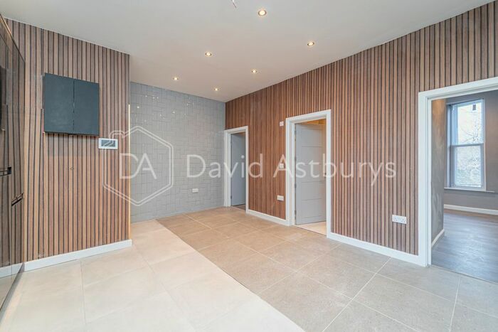 2 Bedroom Flat To Rent In Archway Road, Highgate, London, N6