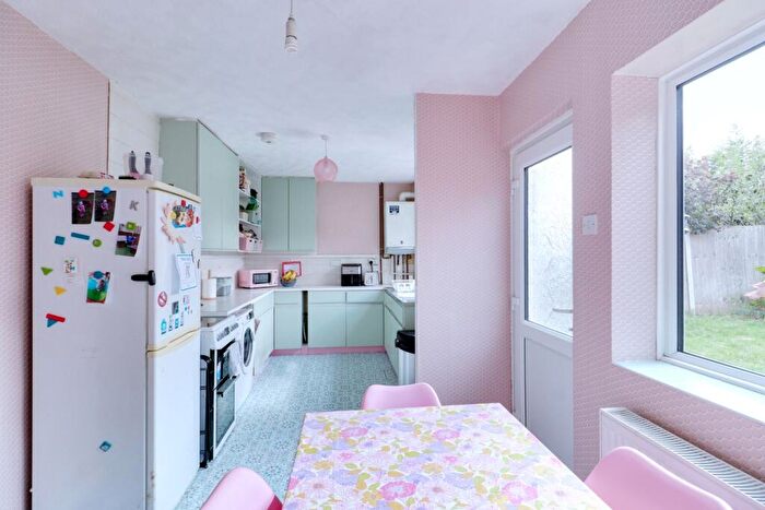 3 Bedroom Terraced House For Sale In Shannon Way, Aveley, RM15