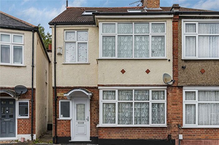 4 Bedroom Semi-detached House For Sale In Gundulph Road, Bromley, BR2