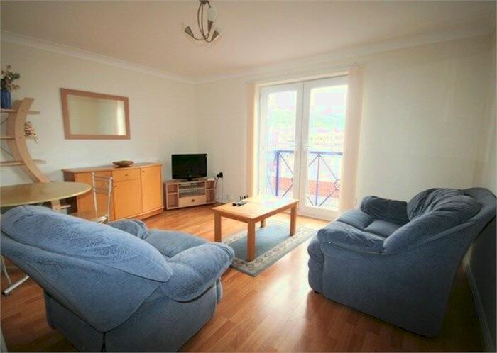 2 Bedroom Flat To Rent In Cork House, Swansea, SA1