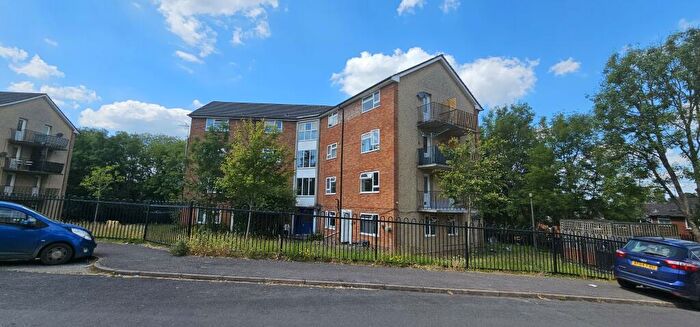 2 Bedroom Maisonette For Sale In , Hunters Hill, Burghfield Common, Reading, Berkshire, RG7