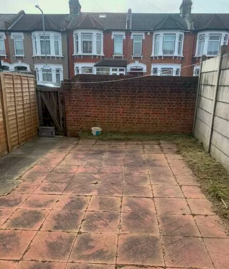 3 Bedroom Terraced House To Rent In Swindon Road, Seven Kings, IG3