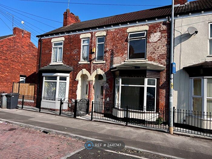 3 Bedroom Terraced House To Rent In Rosmead Street, Hull, HU9