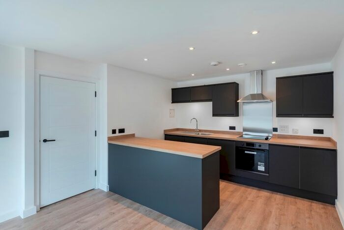 1 Bedroom Flat To Rent In Tyssen Street, London, E8