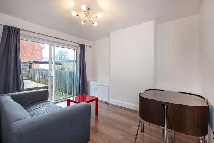 2 Bedroom Flat To Rent In Yarborough Road, Colliers Wood, SW19