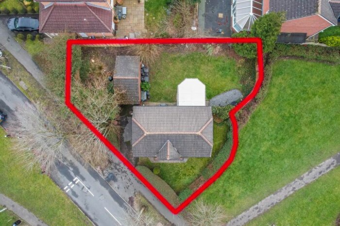 3 Bedroom Detached House For Sale In Holland House Road, Walton-le-dale, PR5