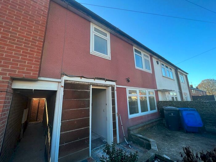 3 Bedroom House To Rent In Swarkestone Drive, Littleover, Derby, DE23