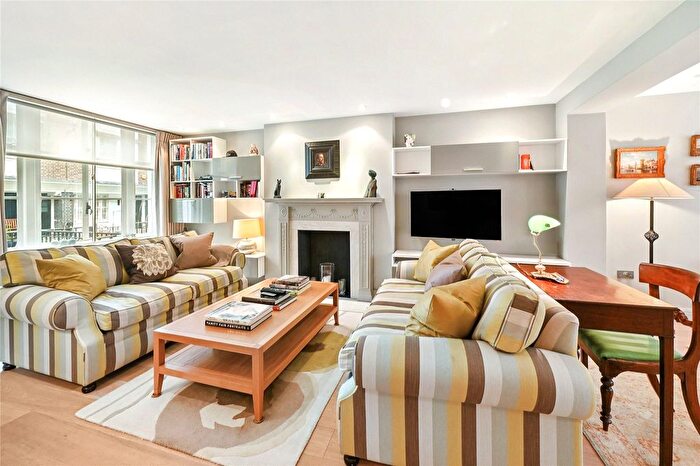 3 Bedroom Terraced House For Sale In Bryanston Mews West, London, W1H