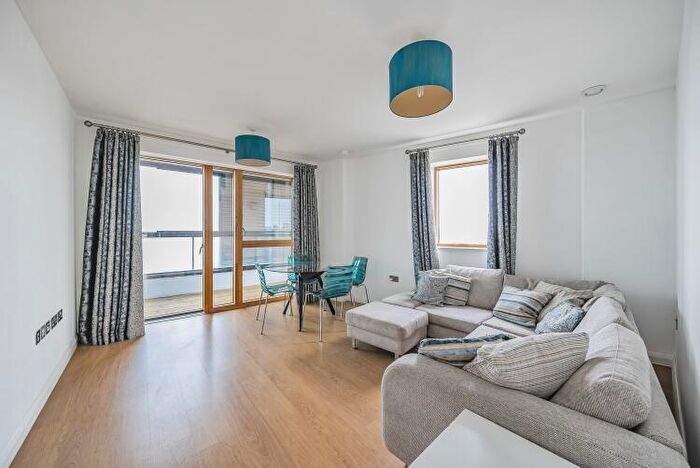 2 Bedroom Apartment To Rent In Albert Road London, NW6